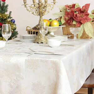 テーブルクロス クリスマス 撥水加工 ジャカード織 約130×230cm 雪の結晶柄 食卓 コーディネイト インテリア ギフト