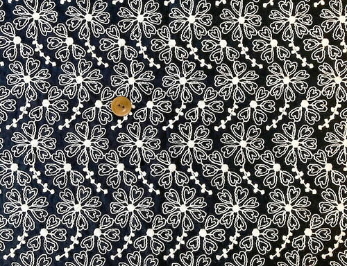 コットン100％　サクラソウのレース生地　刺繍生地 国産 (4色)【1個96cmx50cm】3個...