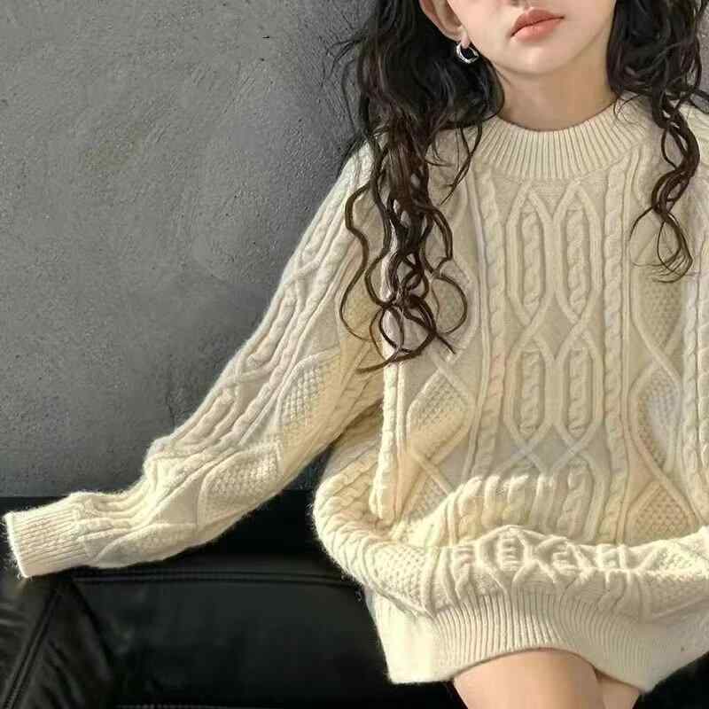 ・カテゴリ: 子供用セーター・性別: 女児・生地加工: 柔軟処理・スタイル: 韓国風・対象年齢: 中大童（8歳以上、140cm以上）・厚さ: 極厚・袖丈: 長袖・ネックライン: クルーネック・フード: フードなし・カラー: アイボリー・対応身長: 120cm、130cm、140cm、150cm、160cm、170cm