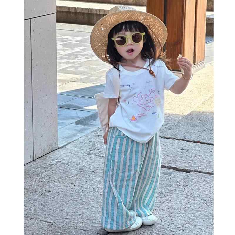 ・カテゴリ: 子供用Tシャツ・対象性別: 女性・スタイル: 韓国風・フード: なし・袖丈: 半袖・対象年齢: 乳幼児（1～3歳、80～100cm）、中高小児（3～8歳、100～140cm）・生地加工: 柔軟処理・柄: キャラクター・要素: キャラクター・主な素材: 綿96%・安全等級: B類・ネックライン: クルーネック・機能: 吸湿速乾・カラー展開: ホワイト・対応身長: 80cm、90cm、100cm、110cm、120cm、130cm、140cm