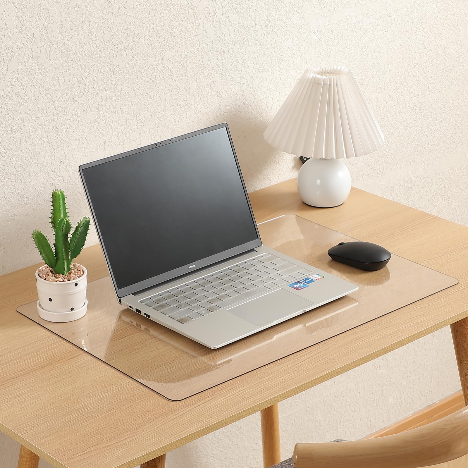 デスクマット 透明 テーブルクロス 900x450mm 厚さ1.5mm 透明 マウス対応 V製 事務所 学習机 専用デスクマット 机マット 子供