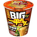 BIG サイズなのにレギュラープライス！豚だしをねり込んだ厚みがあり食べ応えのある食感のフライ麺と、特製辛味噌で仕上げる味噌スープが相性抜群のBIG サイズの一平ちゃんが登場！【原材料】油揚げめん（小麦粉（国内製造）、植物油脂、食塩、植物性たん白、ポークエキス、香辛料（ガーリック）、たん白加水分解物）、スープ（みそ、食塩、豚脂、糖類、デキストリン、香辛料（ガーリック、ジンジャー、赤唐辛子、ペッパー）、ポークエキス、たん白加水分解物、ポーク調味料、酵母エキス、でん粉、香味調味料、植物油脂、しょうゆもろみ、XO醤、豆板醤）、かやく（キャベツ、味付豚肉、コーン、ニラ）／加工デンプン、調味料（アミノ酸等）、カラメル色素、炭酸カルシウム、香料、かんすい、乳化剤、増粘多糖類、酒精、カロチノイド色素、酸化防止剤（ビタミンE）、香辛料抽出物、ベニコウジ色素、炭酸マグネシウム、くん液、ビタミンB2、ビタミンB1、酸味料、（一部に卵・乳成分・小麦・えび・ごま・さば・大豆・鶏肉・豚肉を含む）【内容量】99g（めん75g）【賞味期限】別途商品ラベルに記載【保存方法】直射日光および高温多湿の場所を避けて保存【製造者】明星食品合計税込￥3,1019以上購入で送料無料！