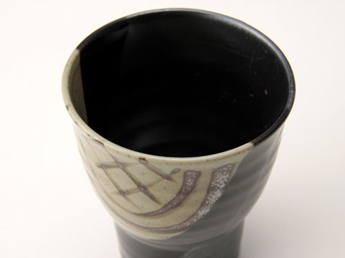 ラフィオーレの【フリーカップ】 黒 150ml コップ カップ 湯のみ ミニゆのみ 湯呑 タンブラー 食器 陶器 美濃焼 和風 お茶 緑茶 お酒 ブラック おうち おしゃれ モダン｜アングル2