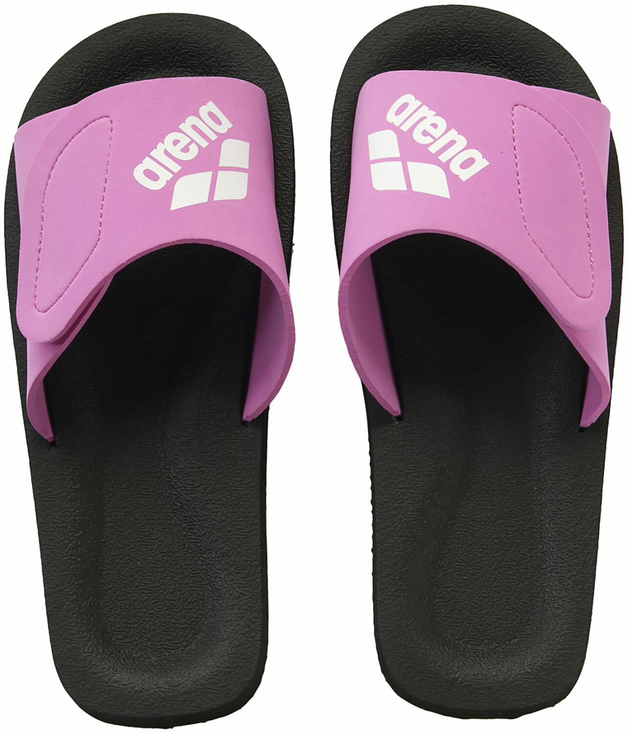 プールサイドでも使用しやすいサンダル。柔らかい素材を使用しているため、足へのフィット感がアップ。面ファスナー仕様で調整可能なベルトが特徴。持ち運びがしやす軽さなので、荷物が多くなる試合会場での使用もおススメ。公式大会招集所持ち込み可。◯シャワーサンダル合成樹脂(EVA)中国【02107000000000000】【03001310600000000】