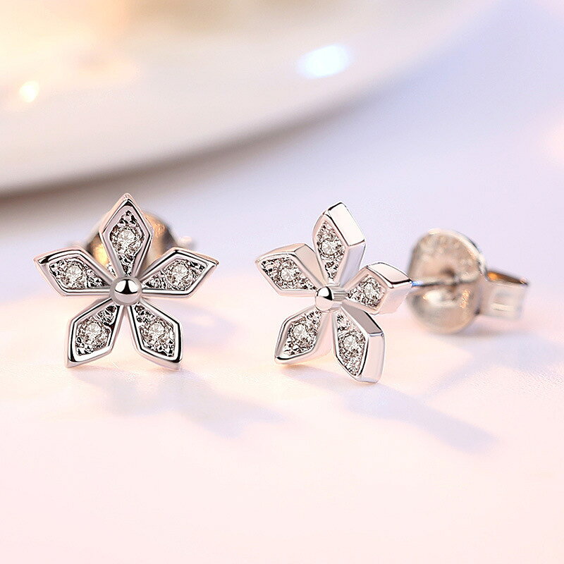送料無料 スタッドピアス レディース 女性 アクセサリー ファッション雑貨 花 フラワー 雪の結晶 スノウ ラインストーン シルバーカラー シンプル かわいい キュート エレガント プレゼント ギフト