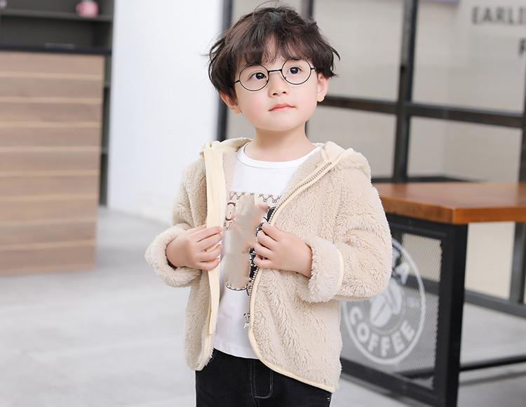 送料無料 パーカー フーディ キッズ ベビー 子供服 子ども服 赤ちゃん 女の子 男の子 トップス アウター 上着 長袖 もこもこ 暖かい ジップアップ 前開き チャック ジッパー ケモミミ 耳付き 無地 総柄 ボーダー 星 ハート 動物 アニマル かわいい キュート カジュアル ポッ 3