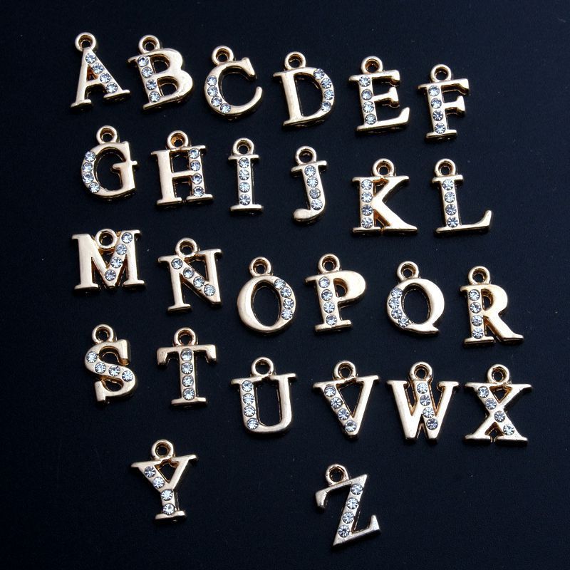 送料無料 ペンダントトップ ペンダントヘッド レディース メンズ ユニセックス アクセサリーパーツ チャーム アルファベット イニシャル ラインストーン ゴールドカラー シンプル おしゃれ DIY ペアアイテム プレゼント ギフト 女性 男性 男女兼用