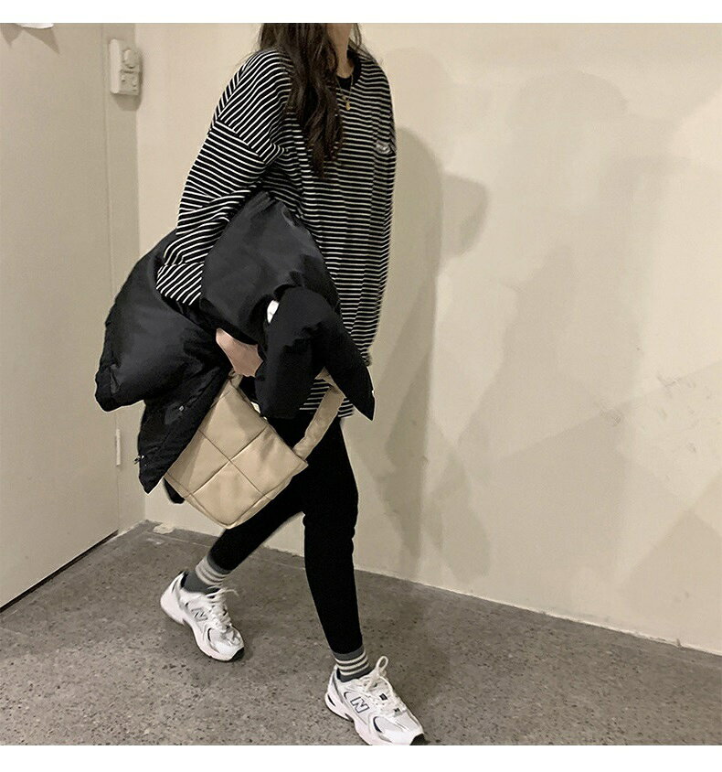 LaForestの送料無料 カットソー 長袖 レディース 女性 トップス 大きいサイズ ラウンドネック 袖リブ ボーダー しましま タグ付き ドロップショルダー ロンT カジュアル シンプル かわいい おしゃれ 着回し ヘビロテ 定番 黒 ベージュ｜アングル3