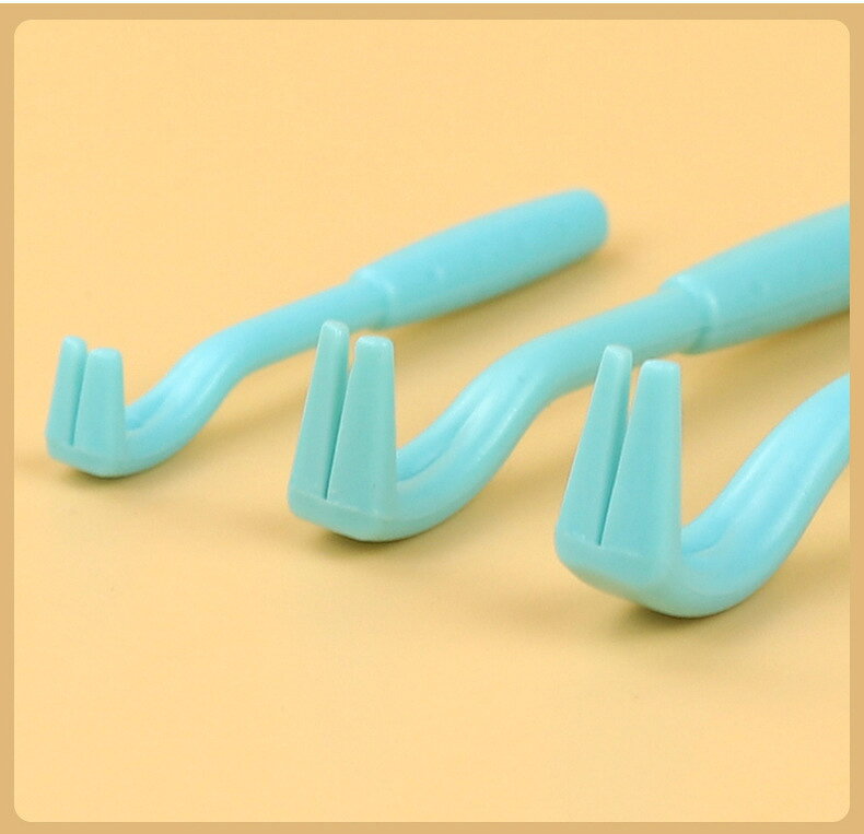 LaForestの送料無料 マダニ 取り リムーバー 3点セット ペット用品 犬用品 お手入れ グルーミング用品 ノミ ダニ対策用品 ダニ取り ダニ対策 ペットグッズ だに 犬用 猫用 ダニ 害虫除去 犬 猫 ペット マダニ取り ダニ取り用 フレアペンチセット｜アングル2