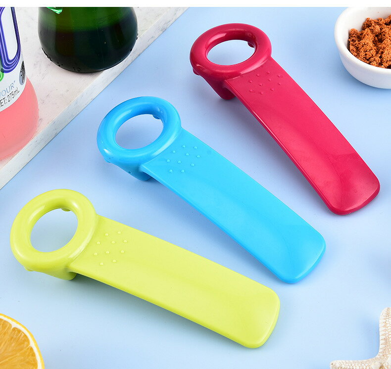 送料無料 栓抜き ボトルオープナー ビンオープナー 蓋開け 瓶 蓋 フタ キャップ ふた開け 開栓 シンプル おしゃれ かわいい クリアカラー 簡単 便利グッズ キッチンツール 握りやすい 調理小道具 キッチン用品 laforest-10162706 LaForest サンプル画像3