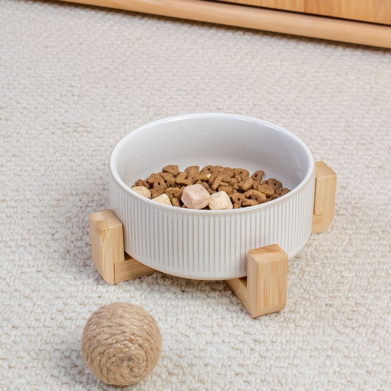 LaForestの送料無料 ペット用食器 フードボウル 陶器製 竹製スタンド付き 餌入れ エサ入れ 水入れ 小型犬 猫 幼犬 犬 老犬 猫 老猫 高さ 吐き戻し予防 負担軽減 食べやすい｜アングル2
