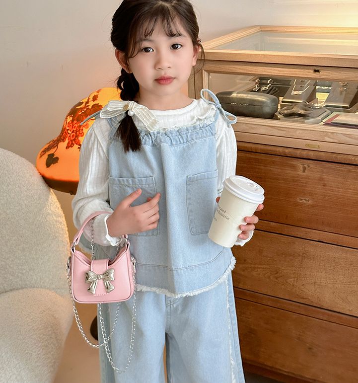 LaForestの送料無料 ポシェット ショルダーバッグ ハンドバッグ 2way キッズ 子供用 女の子 かばん 鞄 斜め掛け 肩掛け チェーン リボン きれいめ レザー調 フェイクレザー キュート かわいい おしゃれ 子ども｜アングル2