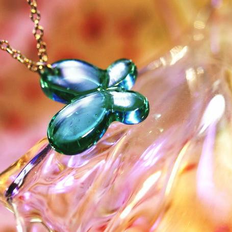 『Sweet butterfly』 ガラスアクセサリー ネックレス・ペンダント ダイカット(平面造形)タイプ 『Sweet butterfly』 ガラスアクセサリー ネックレス・ペンダント ダイカット(平面造形)タイプ