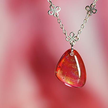 『Cherry shine』 ガラスアクセサリー ネックレス・ペンダント 円・楕円・ドロップタイプ