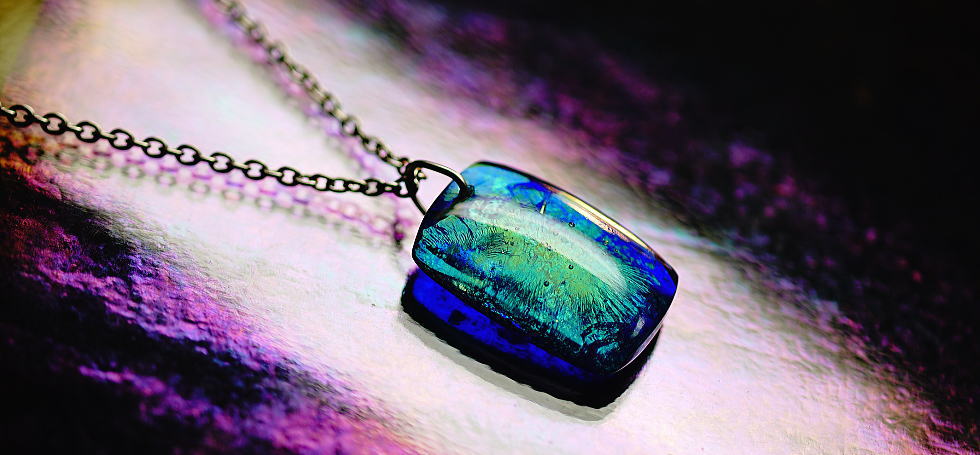 『翠華』 ガラスアクセサリー ネックレス・ペンダント 四角・多角・星タイプ