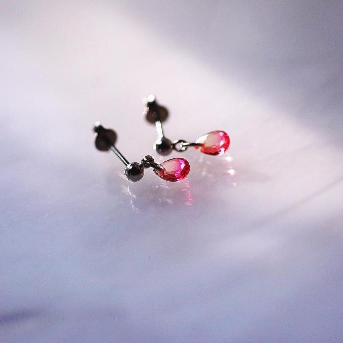 [쁘띠 컷 즈즈쿠 귀걸이 / 핑크 × 라이트 핑크] 유리 액세서리 귀걸이 귀걸이