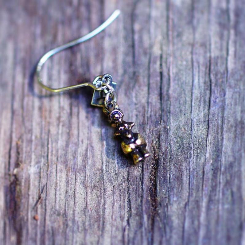 国宝「縄文のビーナス」ピアス体験談!歴史を纏う美しさと着け心地 国宝「縄文のビーナス」ピアス体験談!歴史を纏う美しさと着け心地