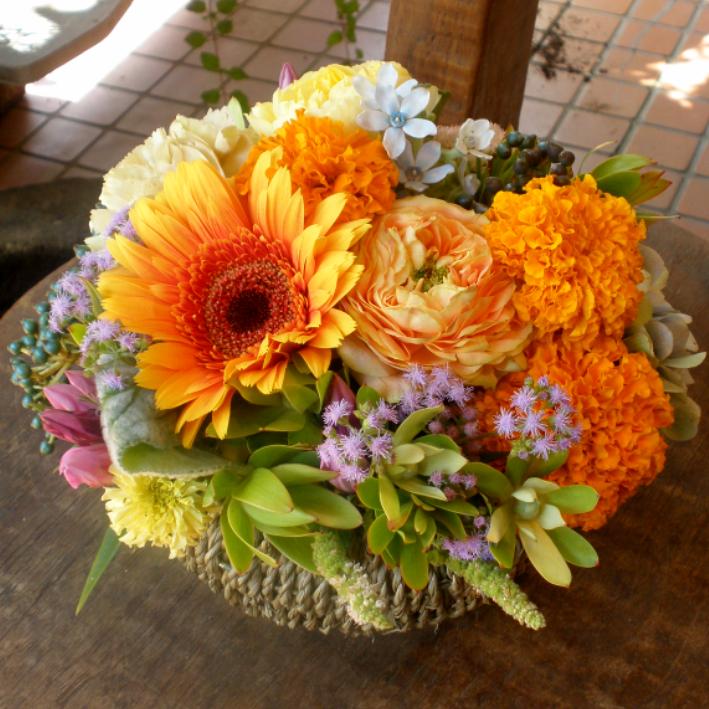 ミル・スマイル■花 アレンジメント 花束 ローズ ばら 薔薇 記念日 結婚祝い 贈り物 お祝い即日発送 フラワー ギフト プレゼント 誕生日 出産祝い 結婚記念日 開店祝い 開店祝い 花 おしゃれ バラ お供え お悔やみ オレンジ 母の日ご用途対象外