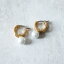 JENNY BIRD ジェニーバード Nova Huggies Earrings ピアス ハギーピアス アクセサリー 両耳用 ゴールド パール エレガント レディース JB3352