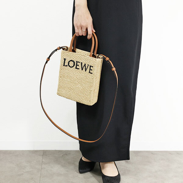 【5/31迄！SNSフォロワーさん限定 5％OFFクーポン発行中】LOEWE ロエベ STANDARD A5 TOTE BAG ショルダーバッグ クロスボディバッグ ラフィア レザー レディース A563S30X05 2165