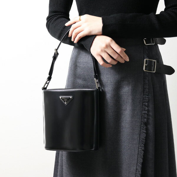 プラダ ハンドバッグ（レディース） 【5/18限定！当選確率1/2 最大100％バック】PRADA プラダ Mini Bucket Bag 1BE059 ZO6