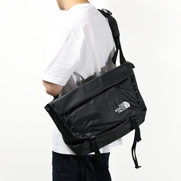 THE NORTH FACE ザノースフェイス BASE CAMP VOYAGER MESSENGER BAG メッセンジャーバッグ ショルダーバッグ クロスボディバッグ 鞄 A4 大容量 メンズ レディース ユニセックス NF0A81DP