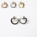 Vivienne Westwood ヴィヴィアンウエストウッド CAROLA EARRINGS ピアス スタッドピアス アクセサリー 両耳用 真鍮 オーブ ロゴ レディース 6203006I