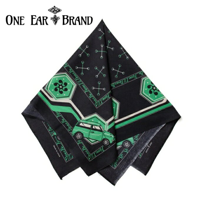 【ONE EAR BRAND】 One Ear Brandのバンダナは100%日本製です。シャトル織りのバンダナは、90cm×90cmまたは70cm×70cmの生地に両サイドの耳が付いています。縮みが生じます。また、淡色は洗濯や日光に弱いため、ご注意ください。 すべての製品は無毒で、日本の厳格な品質基準を満たしています。抜染（漂白）プリントはどの工程でも一切使用していません。バンダナはすべて手作業でプリントされ、関西地方で縫製されています。 バンダナのデザインとコンセプトはジョナサン・ルカチェクが手掛けています。ブランドのアートはすべてユリカ・シカイが手掛けています。一つ一つのバンダナを丁寧にデザインすることで、全く新しいものを市場に生み出しています。これらの商品はファッションだけでなく、暮らしにも取り入れることができます。プレゼントのラッピング、バブーシュカ、パシュミナ、スカーフ、ヘッドラップ、ヒジャブ、スクエア、ハンカチ、クラバットなど、様々な用途でお使いいただけます。用途は無限大。野外音楽フェスティバル、ハウスミュージックイベント、夏のビーチ、ハイキング、キャンプなど、あらゆるシーンに最適です。 ※メーカーHPより抜粋 ■商品名： Emerald ■サイズ： 70x70(cm) ■素材: COTTON 100% ■メーカー説明文： この紡がれる国でバンダナにふさわしいと感じられた車はほんの数台しかありません。一つは以前乗ったあの古いチヌークのキャンプトラックで、疲れたアメリカの聖人のように果てしないマイルマーカーを走り抜けていたが、今回は小さな「緑」の緑色のミニクラブマンが、まるで夢の中の奇妙な幸運の星のように静かに東京を走っている。車の持ち主は、道中で出会い、決して忘れられない稀有な存在の一人です。本物のクールさ、努力もなく、街をネオンサインで楽しめるような輝きをまとって歩く。そしてその車自体はただの車ではなく、夜の移動するバーカー、動くランタンのような存在です。いつか東京のどこかに停められていて、街に柔らかく灯り、誰かが飲み物を手渡し、音楽が湿った夕方の空気に漂うのを見かけられるかもしれません。このバンダナの緑色は機械から直接取ったものです。本物の緑色だ。私たちはその色合いを追いかけました。なぜなら、いくつかの色には二日酔いや後悔が内包されているからです。これは「Home I'll Never Be」シリーズに属します。動き続ける人々のための小さな灯台で、空っぽの高速道路と決して訪れない目的地の間で安らぎを見出す人々のためのものです。 この回り続ける国の中で、「バンダナにしたい」と本気で思えた車なんて、ほんのわずかしかなかった。前に作ったあの古いチヌークのキャンピングトラックもそうやった。果てしないマイル標識のあいだを、くたびれたアメリカの聖人みたいに転がっていくような車やった。でも今回の主役は、小さな「みどり」色のMini Clubman。夢の中に現れる、ちょっと不思議なラッキースターみたいに、東京の街を静かに走っている。オーナーもまた、一度旅の途中で出会ったら、なかなか忘れられへんような人やねん。本当の意味でクールな人。力んだところなんかひとつもなくて、ネオンサインの灯りの向こう側にある“ええ夜”をちゃんと知ってる顔で街を流れていく。しかもこの車、ただの車やない。移動するバーみたいな存在やねん。夜の街を漂う、小さな灯台みたいなもんかもしれへん。もしかしたらいつか東京のどこかで、この車が静かに停まってるのを見つける日が来るかもしれん。やわらかい灯りが路面を照らして、湿った夜風の中へ音楽が溶けていく。その横で、誰かがそっと一杯手渡してくれる。このバンダナに使った緑は、その実車そのものの色や。本物の“みどり”色。どうしてもその色をそのまま持ってきたかった。色によっては、二日酔いも、後悔も、昔の夜の匂いまで全部抱えてることがあるから。これは「Home I'll Never Be」シリーズのひとつ。走り続ける人たちのための、小さな灯台みたいなバンダナ。どこにも辿り着かへん道と、終わらない旅路の途中で、少しだけ心を落ち着かせてくれるような存在。 ※不良品以外で万一返品・交換される方は返品の送料・再送の際に発生する送料をご負担頂きますのでご了承下さい。