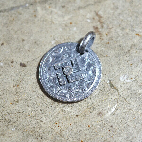 WESTRIDE ウエストライド【BIRDHEAD SWASTIKA PENDANT≪ALL SILVER925 ≫】by LARRY SMITH ラリースミス ペンダントトップ チェーン別 シルバー925