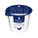 内容量 85g キャッチ 日々忙しい生活を送る女性が、ちょっとひと息つくときに食べたいこだわりデザートです。 原材料名 乳(国内製造）、乳製品、砂糖、洋酒、寒天、ゼラチン／ゲル化剤（加工デンプン）、香料、（一部に乳成分・ゼラチンを含む） アレルゲン※乳成分、ゼラチン 保存方法 要冷蔵（10℃以下） パッケージ記載 栄養成分 エネルギー 144kcal たんぱく質 2.5g 脂質 8.7g 飽和脂肪酸 5.3g 炭水化物 14.1g 糖質 13.9g 食物繊維 0.2g 食塩相当量 0〜0.09g 注意喚起表示 アルコール分1％未満。お子様やお酒に弱い方はご注意ください。 広告文責 アレス商会　 メーカー （製造） 雪印メグミルク株式会社 　区　　分 日本製・洋生菓子 賞味期限 製造日を含む70日間