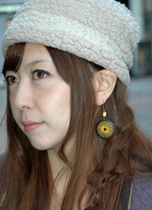 メール便可能!【ANTIQUE CHABA】 ココナッツシェル・タイシルクピアス <アジアンファッション/エスニックファッション/アジアン雑貨/レディース>