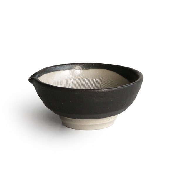 【SHIKIKA】片口すり鉢　小　黒 ブラック 擂り鉢 すり潰す 美濃焼 陶器 日本製 LOLO