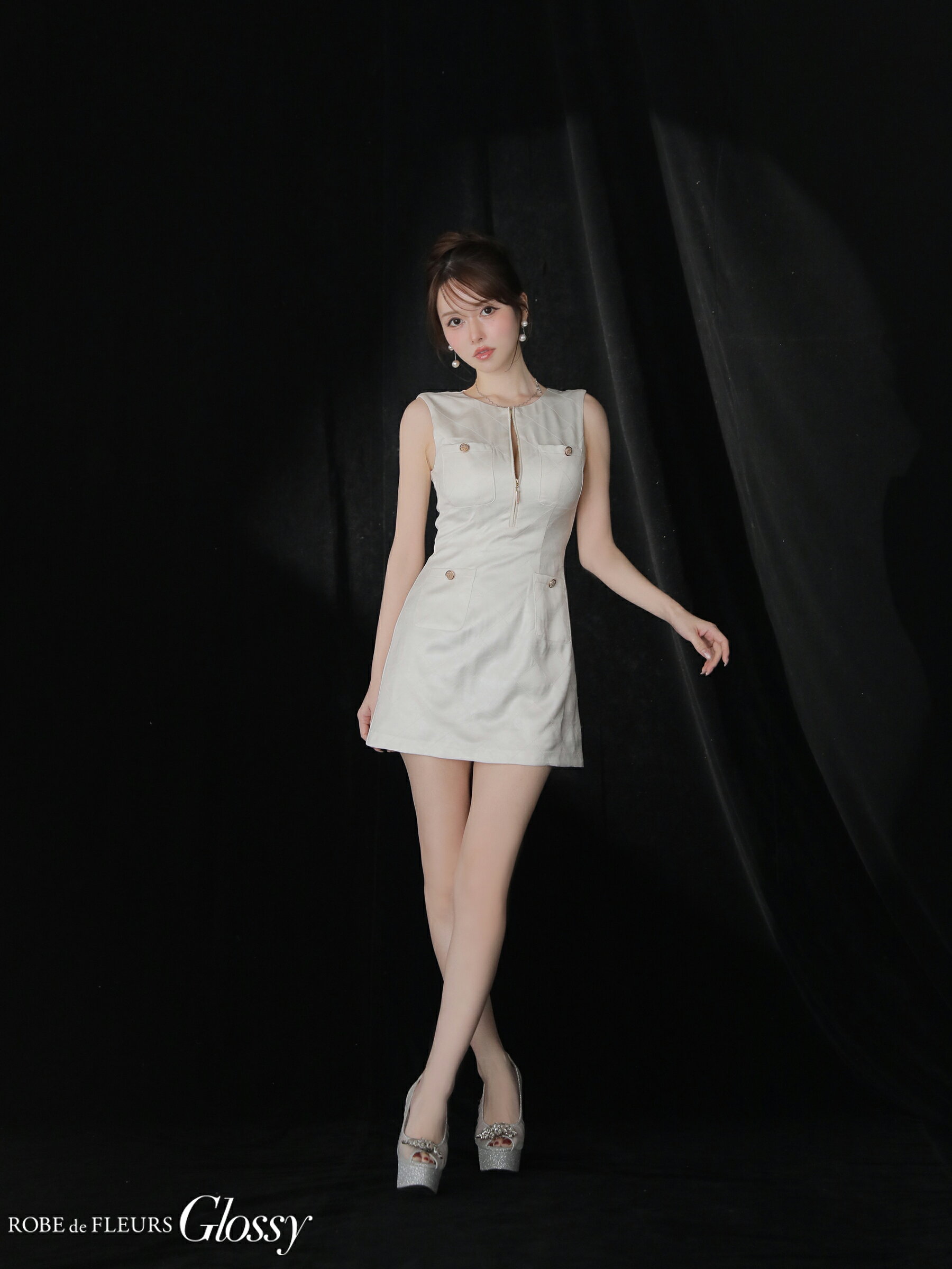 ROBE de FLEURS Glossy キャバドレス ミニ タイト ワンピース XS〜Lサイズ ローブドフルール グロッシー 大きいサイズ 体型カバー フロントジップ 谷間 見せ 袖なしシンプル かわいい 送料無料 キャバ嬢 キャバクラ ミニドレス キャバ ドレス 大人 gl3492 lalatulle-10015673 LaLaTulle【ララチュール】 サンプル画像2