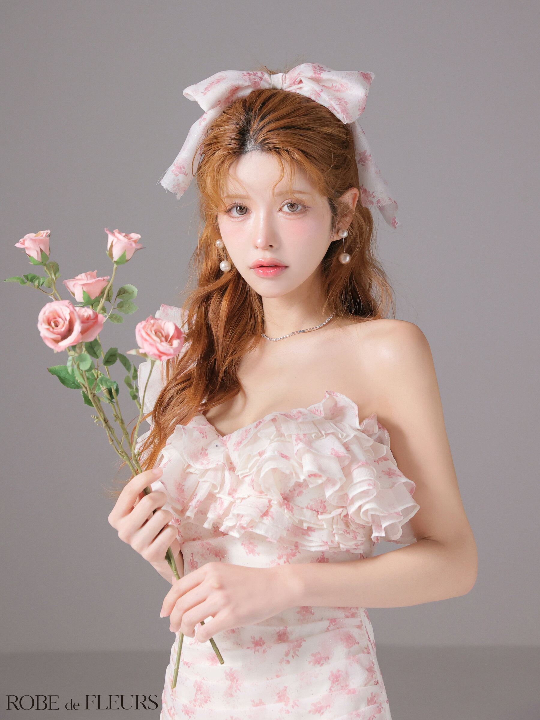 【予約10月下旬】ROBE de FLEURS ローブドフルール キャバドレス ミニ フレア XS〜Mサイズ レディース ワンピース ワンショルダー キャバ ドレス かわいい ミニドレス フラワー ギャザー フリル ラメ シフォン ガーリー キャバ キャバクラ 可愛い fm4908 lalatulle-10016073 LaLaTulle【ララチュール】 サンプル画像3