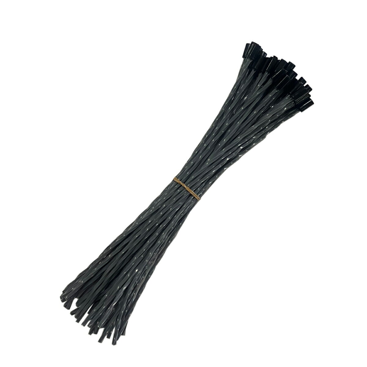 仕様 用途:草刈用ナイロンコード 入数:50本 対角:3.2mm コードの長さ:22cm コード断面形状:ねじりタイプ 製品サイズ(mm) 幅×奥行×高さ:50×25×280 製品重量(g) 120 商品説明 草刈用ナイロンコードです。 ナイロン製だから万が一の時でも安全安心です。 摩耗、衝撃、引っ張りに強いです。 安心安全の日本製。 ※品質向上のため予告なく仕様を変更する場合がございます。パッケージのリニューアル等につき、商品画像が異なる場合がございます。商品画像の色合いは、画像処理上、若干異なる場合がございます。