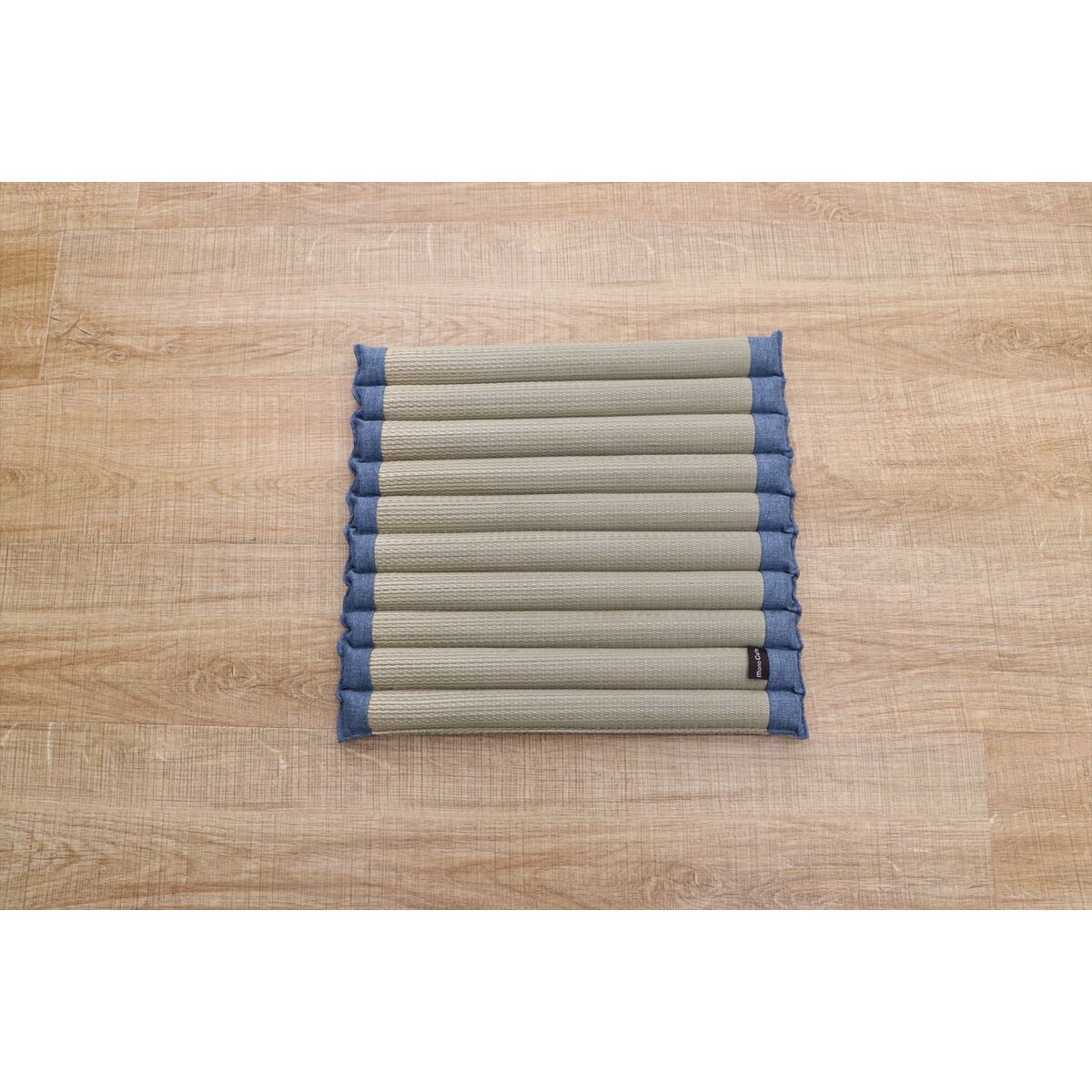 Rakuten - 【6月5日限定！最大100％ポイントバック】ぽこぽこシート シルフ 約40×40cm ブルー 【メーカー直送・代引不可・置配不可・配送地域限定】
