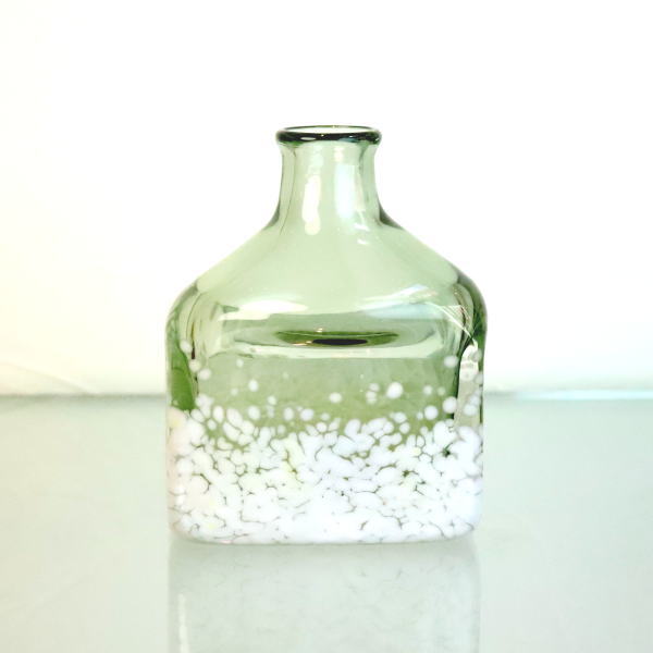 花瓶 ボトル Flowerbase アロマディフューザーボトル keshiki-bottle-smokedgreen-ivory Azzurro Glass Studio 東敬恭