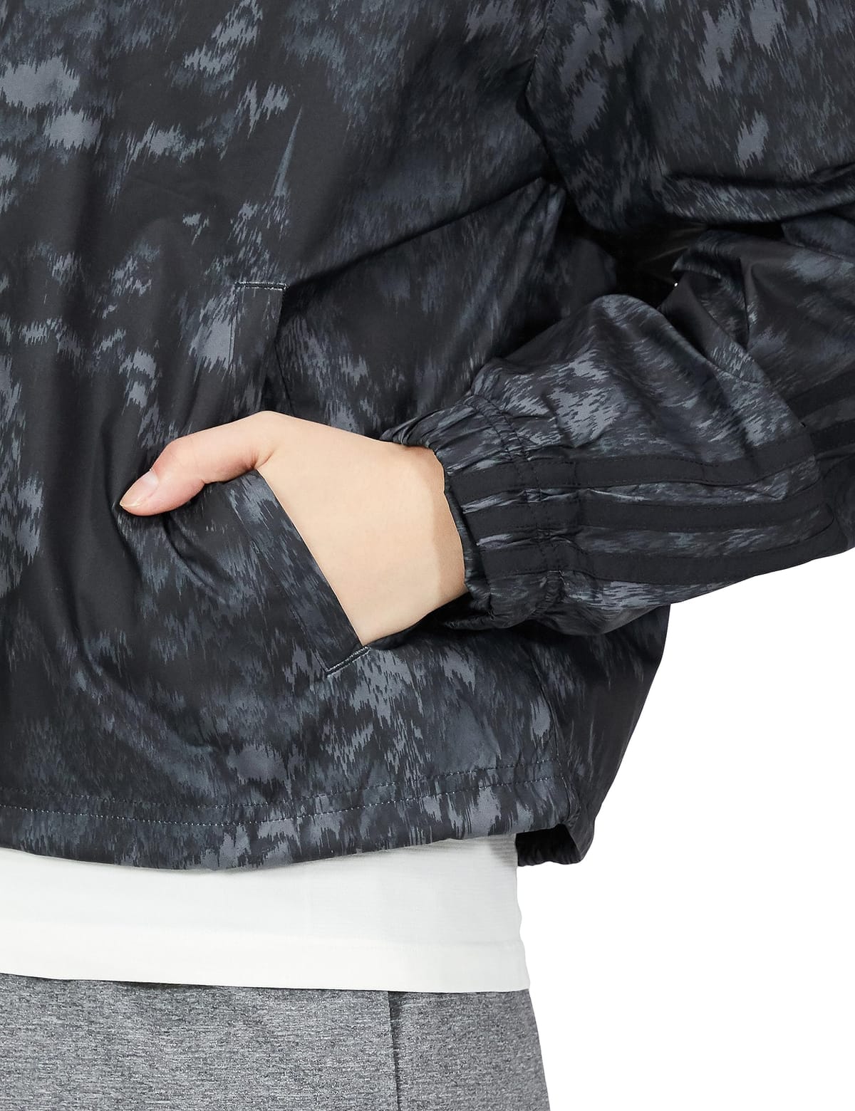 adidas ウインドブレーカーフューチャー アイコン 3ストライプス ウーブン ウインドブレーカー DTP72レディース