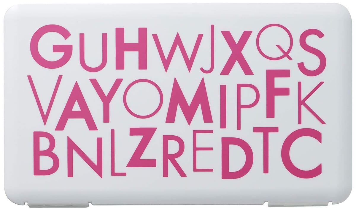 ISETO (伊勢藤) 収納ケース ピンク 約幅19×奥行11×高さ1.2cm ポータブル マスクケース with letters I-573-1