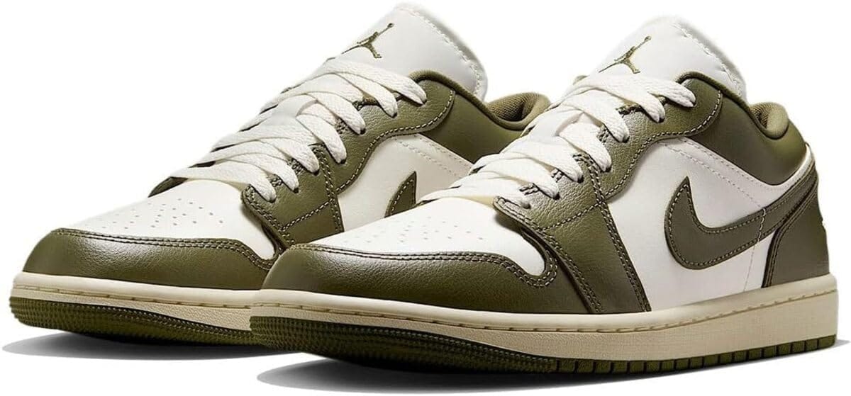 [ナイキ] エア ジョーダン 1 ロー W AIR JORDAN 1 LOW セイル/ココナッツミルク/ミディアムオリーブ DC..