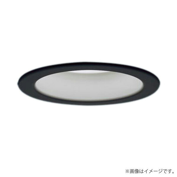 天井埋込型　LED（昼白色）　ダウンライト　浅型7H・高気密SB形・拡散タイプ（マイルド配光）　LEDフラットランプ交換型／埋込穴φ100　白熱電球100形1灯器具相当ランプ付◆LEDフラットランプφ70　クラス700 1灯（口金GX53-1）　◆色温度：5000 K　◆光源寿命40000時間（光束維持率70％）◆埋込穴径：φ100 mm　◆埋込高：70 mm◆器具光束：540 lm　◆電圧：100 V　◆消費電力：7.3 W　◆消費効率：73.9 lm/W◆【鋼板枠】ブラックつや消し◆天井埋込型、埋込穴φ100、浅型7H・高気密SB形・拡散タイプ（マイルド配光）◆Ra83【適合リニューアルプレート】LGK02000【適合リニューアルプレート】LGK02001【適合リニューアルプレート】LGK02004【適合リニューアルプレート】LGK02005◆100形電球1灯器具相当◆55度までの傾斜天井に取付可能◆入力電流（100V時）：0.13 A◆ランプは口金GX53-1、外径70mmまで取付可能◆調光操作不可※【即納商品】他店舗と在庫を共有しているため、ご注文のタイミングにより、まれに出荷まで時間を要する場合があります。メーカー希望小売価格はメーカーカタログに基づいて掲載しています