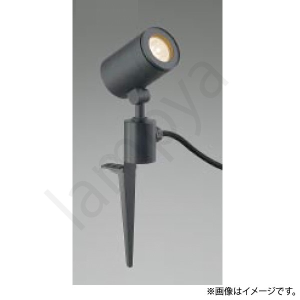 JDR50W相当　広角　防雨型　プラグ付　スパイク式◆LED◆アルミダイカスト・塗装（黒色）◆前面ガラス：強化ガラス・透明◆重-2.0kg◆光源寿命:40,000時間◆キャブタイヤケーブル5.0m付◆調光器との併用はできません◆照射近接限度10cm消費電力:7.4W色温度:2700K　電球色演色性:Ra82定格光束:570 lm固有エネルギー消費効率:77.0 lm/Wメーカー希望小売価格はメーカーカタログに基づいて掲載しています