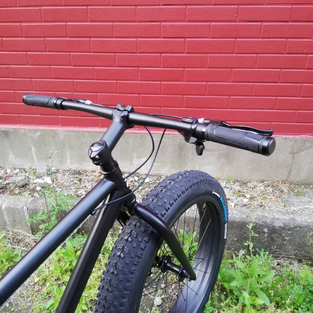 自転車は店舗 鵠沼海岸店 受取で送料無料 自転車 Bronx 26bronx Trx マットブラック ブラックリム ブロンクス ファットバイク レインボー ビーチクルーザー レディース メンズ マウンテンバイク 欲しいの 通学 通勤 軽量 26インチ おしゃれ 8段変速 極太タイヤ