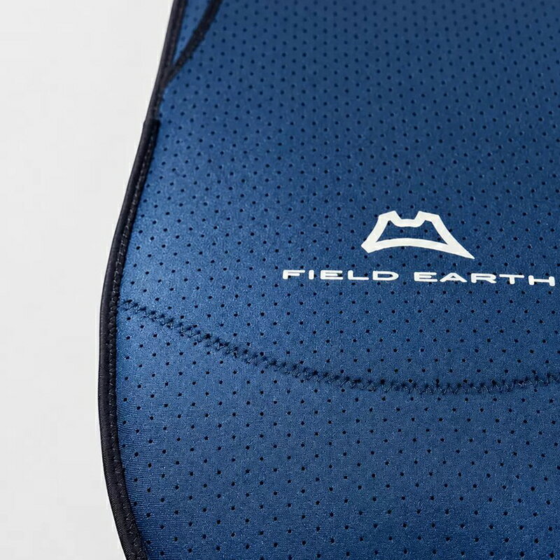 【詳細】 立体縫製のソールカバーは、FIELD EARTHがパターンから作り上げたオリジナルデザインです。3D形状にもフィットしやすいようにデザインされています。 ドットパターン生地で湿気の軽減。 ノーズとテール内側補強。 扱いやすいマイクロベルクロ。 対応モデル TYPE6 (DIRECTIONAL 158.153 / TWIN 155.151) TYPE10 (CV 163 / ARTRIDE 3D / XA CUSTOM) TYPE22 (T3 162 / L 1600 / X3 161 / LTA6 / AX9 157 / PED161 / NS 159 / X3 CUSTOM) ＊対応モデルは専用モデルとは異なり完全にフィットする意味ではございません。 場合によってはフィットはしても先端形状などが合わないモデルも一部ございます。 写真のお色はお使いのブラウザによって異なる場合がございます。あらかじめご了承ください。 実店舗、自社HP店での売り違いが発生する場合もございますので予めご了承くださいませ。