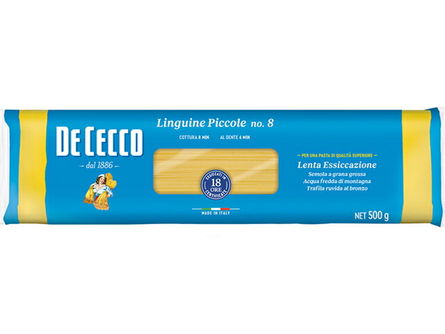 【DE　CECCO】（ディチェコ）イタリアを代表するパスタメーカー「ディチェコ」。1886年の創業以来、厳選された素材を用いて高品質なパスタを作り続けています。日本でもすっかりおなじみ、不動の人気を誇ります。イタリアの家庭の常備食材は、今や世界の家庭にも欠かせない存在に。平べったい形をしたロングパスタ。「リングイネ」よりも少し幅が狭いです。サッと仕上げた魚介のトマトソース、ジェノベーゼソースなどによく合います。ゆで時間　8分名称スパゲッティ原産国イタリア原材料デュラム小麦のセモリナ内容量単品：500g ケース：500g×24個保存方法湿気や直射日光を避け、冷暗所にて保存してください。賞味期限商品に記載輸入元日清フーズ株式会社配送方法常温発送[ 配送・送料についてはこちら ]