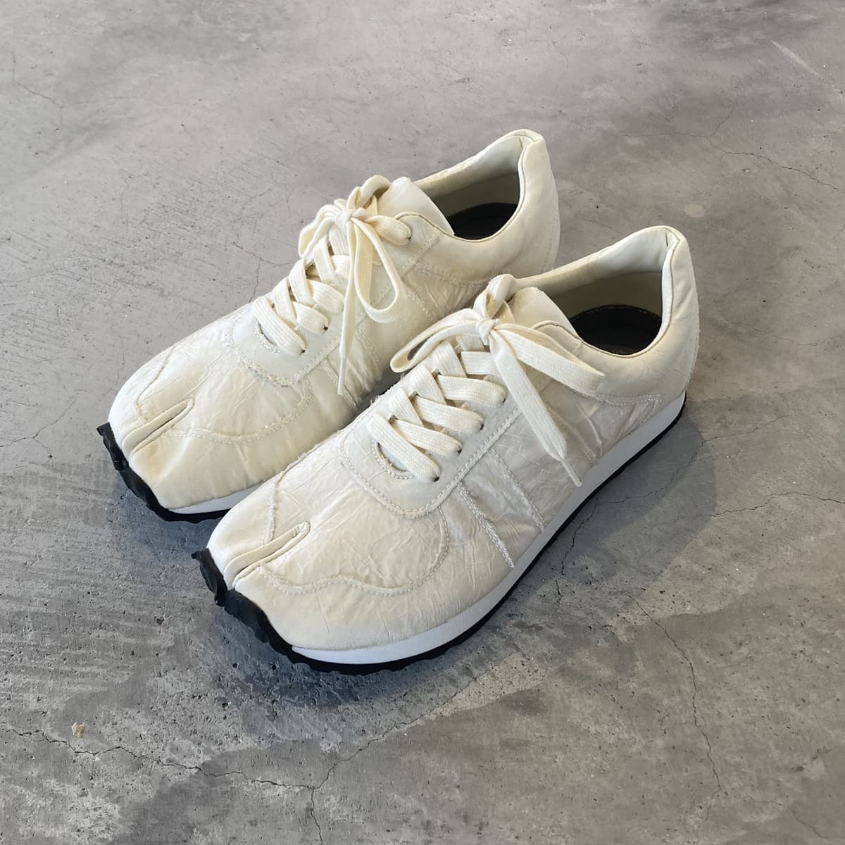 【tabito】Tabi Trainer Rebirth ホワイト [tabito21] タビト スニーカー