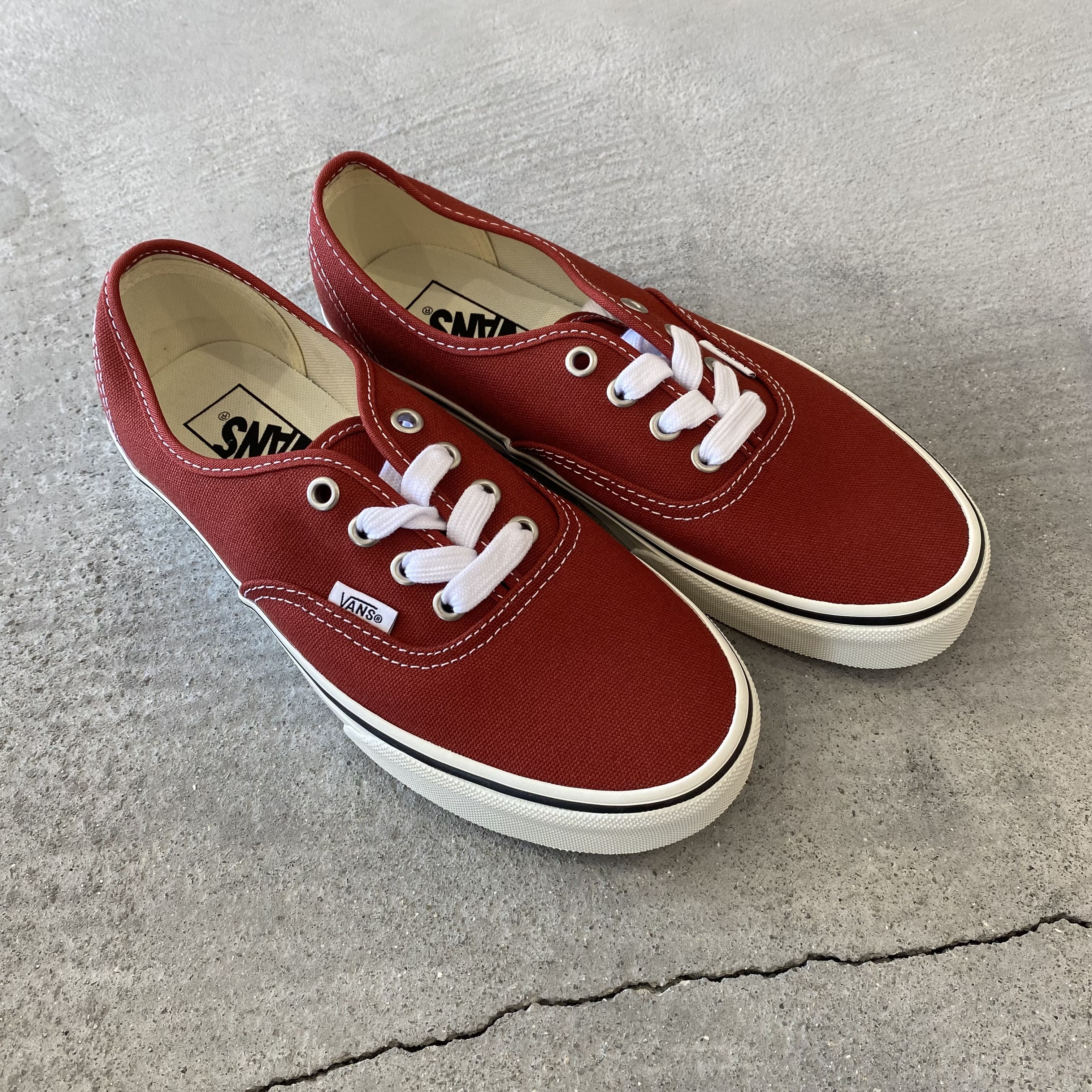 Authentic ［VN000Z74GWR］POPPY EMBER RED 26SS ヴァンズ オーセンティック スニーカー