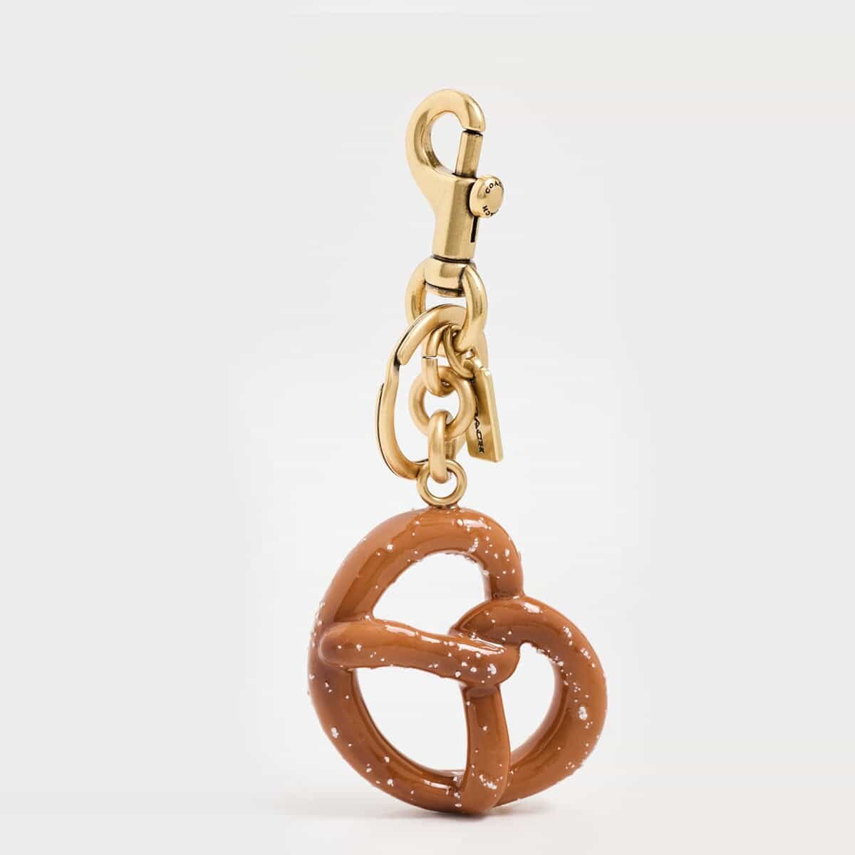 コーチ キーホルダー ブランド プレッツェル おしゃれ レディース 大人 バッグチャーム プレゼント COACH