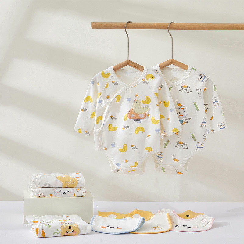 Rakuten - ロンパース 長袖 綿 よだれかけ付き ベビー服 女の子 男の子 カバーオール キッズ 新生児 赤ちゃん 子供服 春秋冬 おしゃれ 可愛い 52 59 66 73 80cm 子ども服 ルームウェア 部屋着 パジャマ 誕生日 出産お祝い プレゼント 初節句 食い初め 出産準備 入園 保育園 お出かけ
