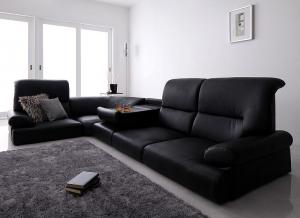 Design ゆったりと寛げるハイバック仕様。首までしっかりと支えてくれるので、テレビを見るのにも、読書をするのにも最適です。 テーブル付！ ちょっとした飲みものを置けるテーブル付。使わない時はしまっておける背もたれ収納式。 feeling...